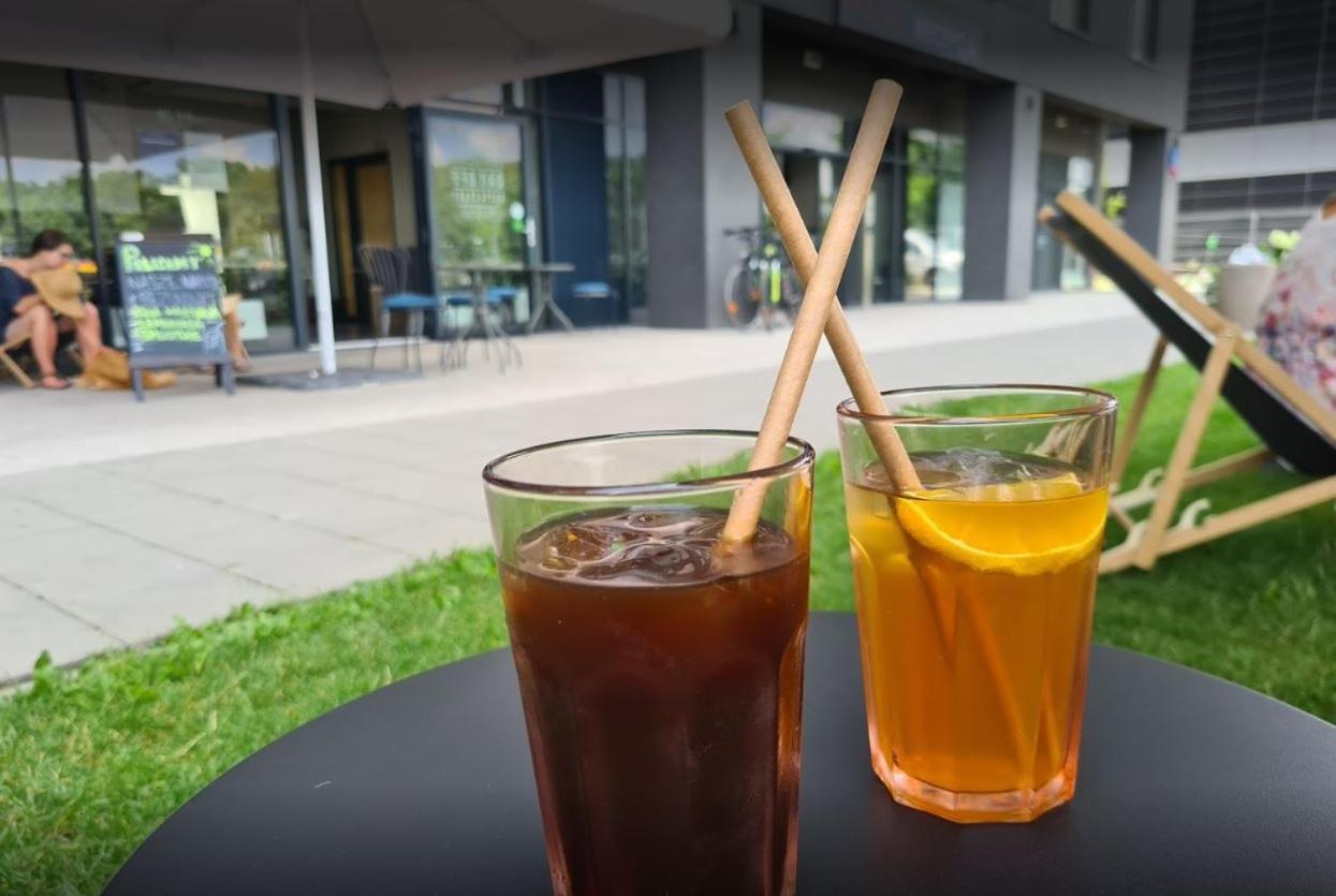 Apartament W Warszawie Dedykowany Parking Podziemny W Cenie, Wifi, Blisko Centrum New Apartment In Warsaw Finished To A High Specification Fitted Out To A High Standard On The 7Th Floor, Wifi, Underground Parking Price Included Esterno foto